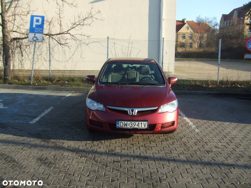 Honda Civic 1.8 Comfort - 1