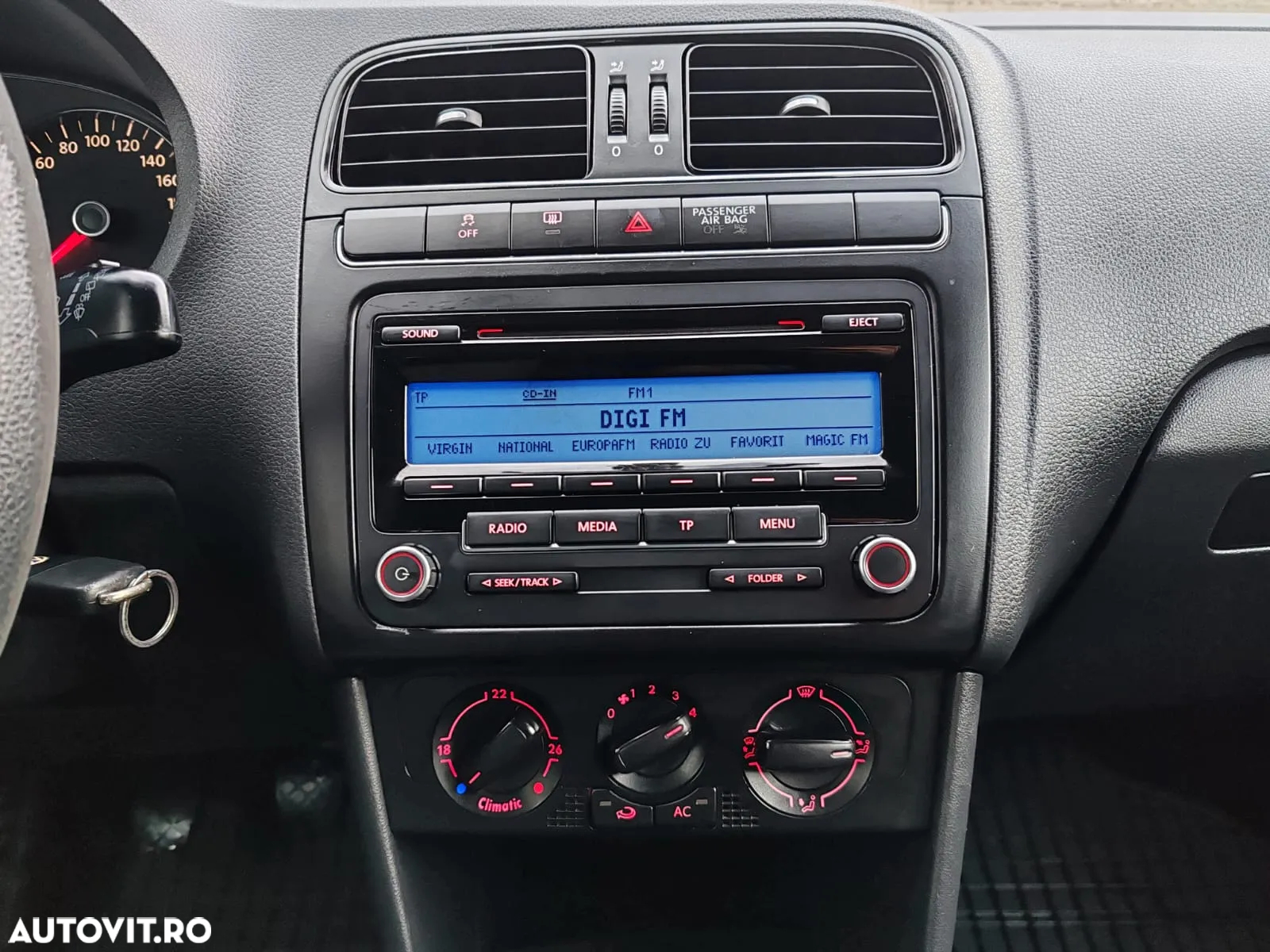 Volkswagen Polo - 7
