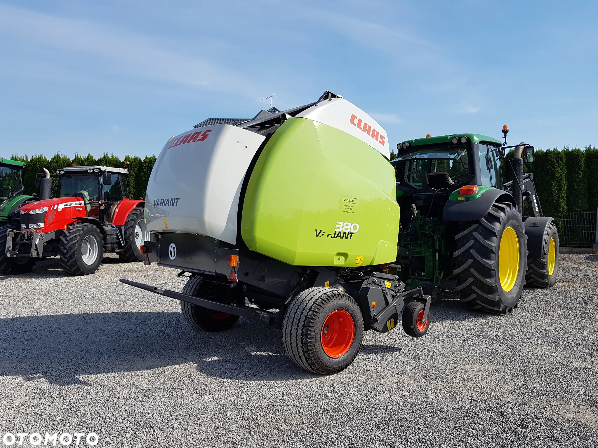Claas VARIANT 380 - 30