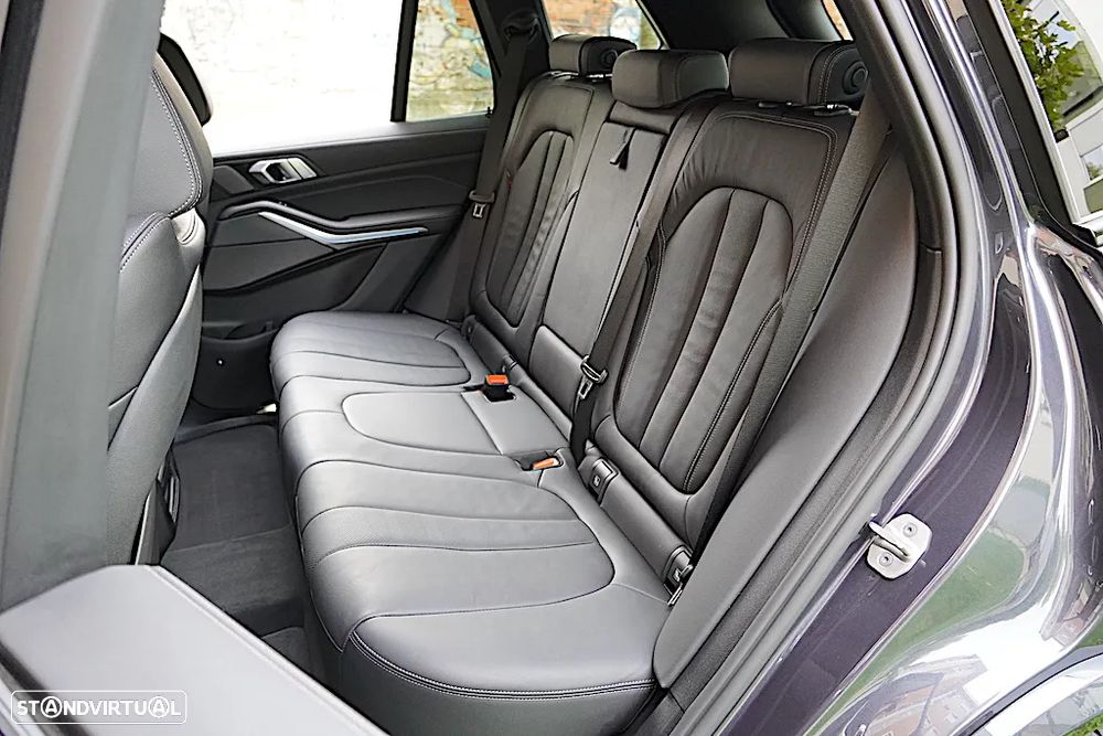 BMW X5 45 e xDrive Pack M - 26