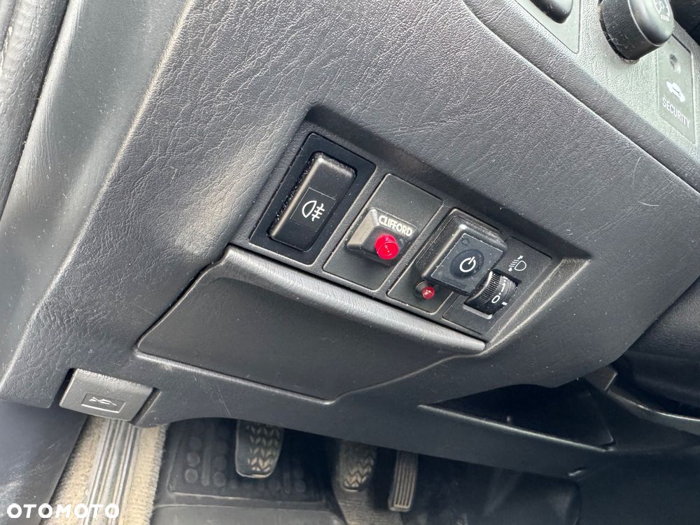 Toyota RAV4 2.0 VVT-i 4x4 - 13