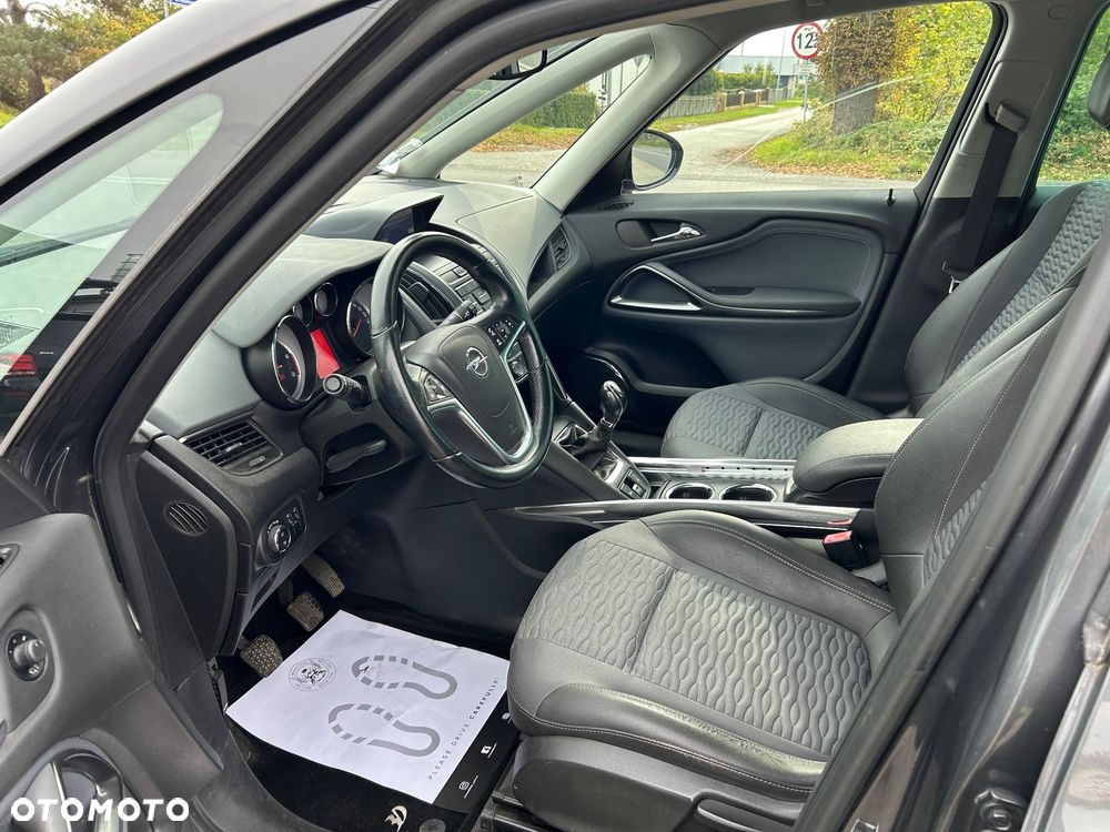 Opel Zafira - 30