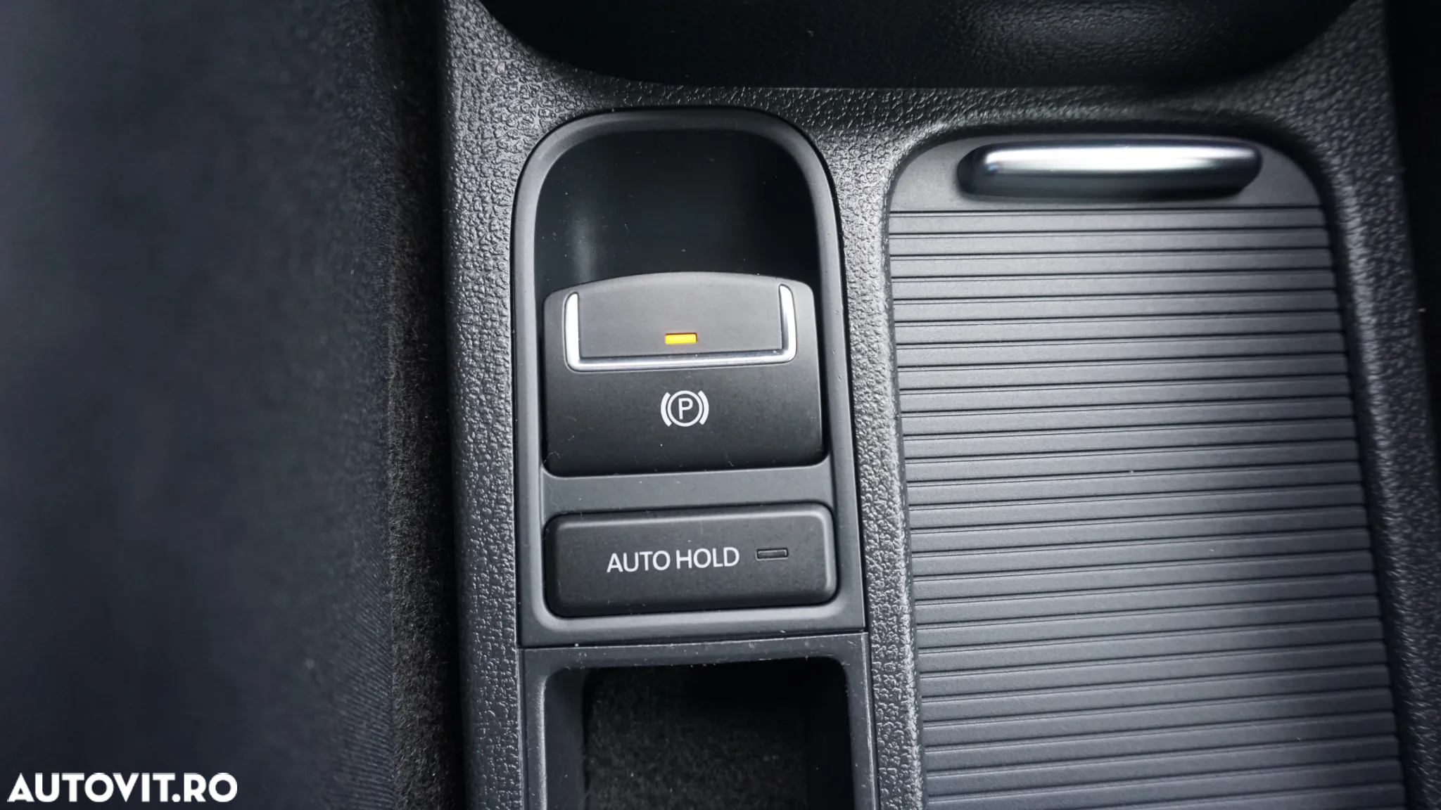 Volkswagen Tiguan 2.0 TDI DPF 4Motion BlueMotion Technology DSG Exclusive - 28