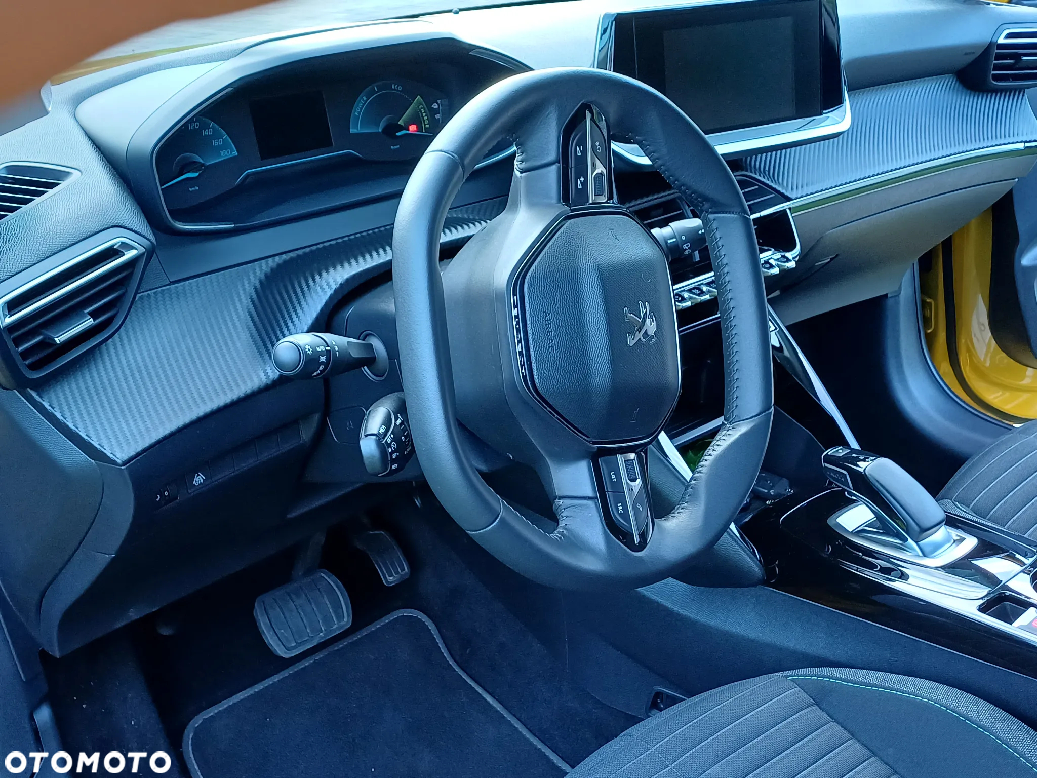Peugeot 208 e-208 50kWh Style - 12