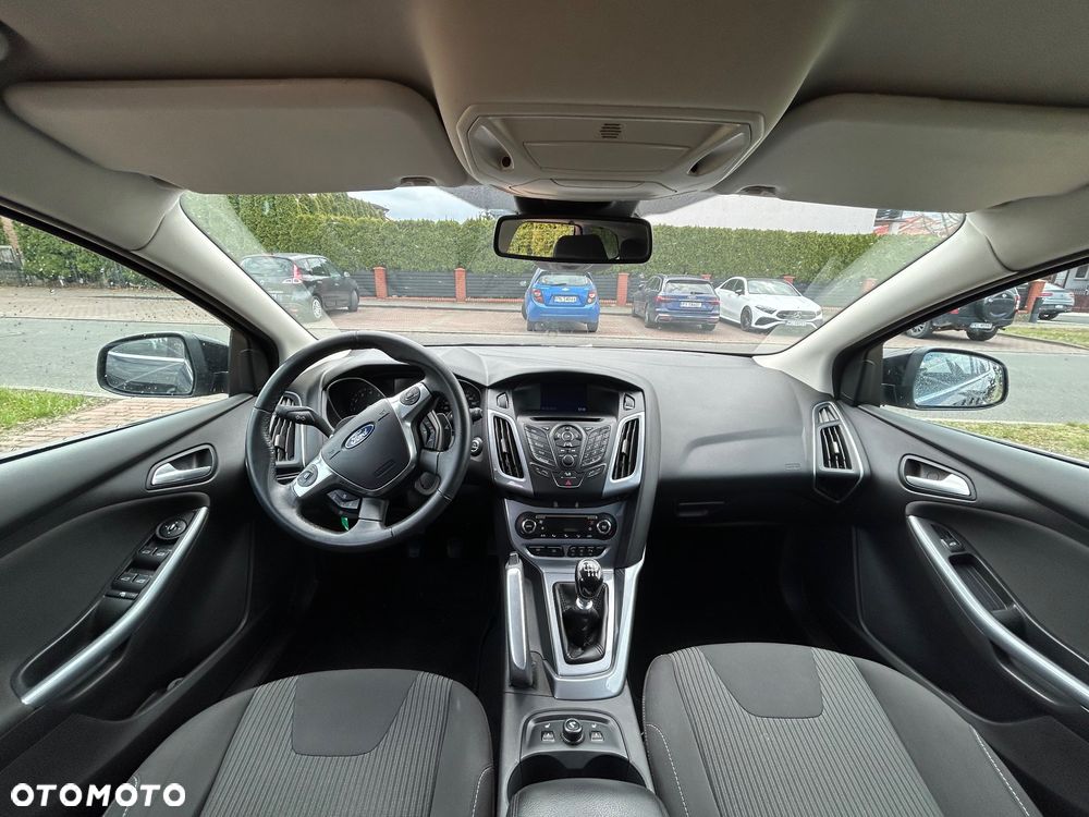 Ford Focus - 10