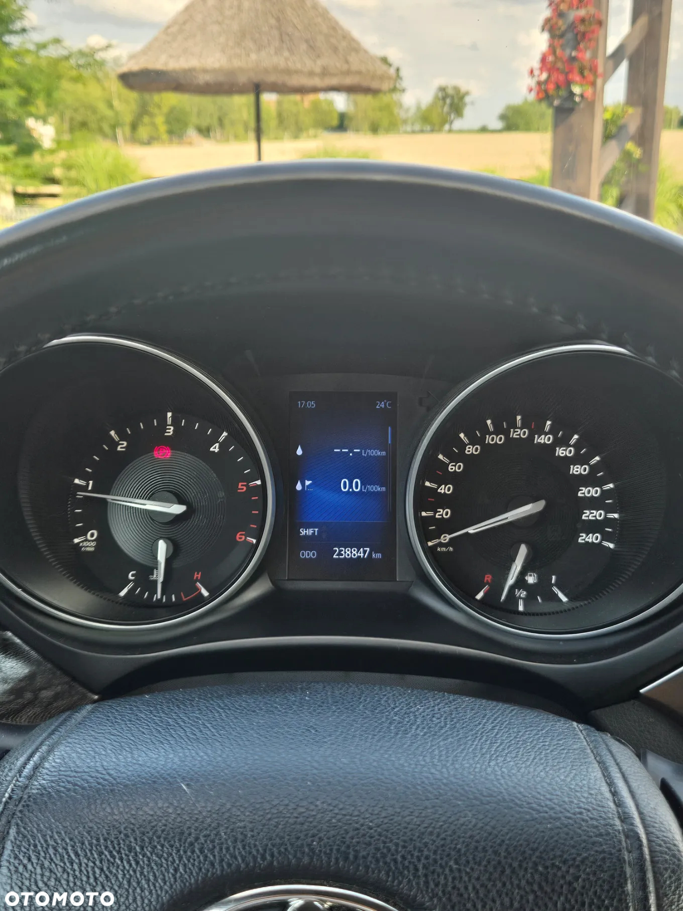Toyota Avensis 2.0 D-4D Prestige - 12