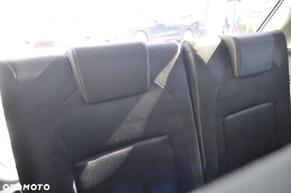 Nissan Qashqai+2 - 13