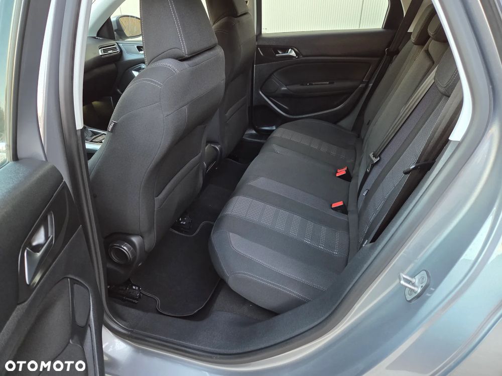 Peugeot 308 BlueHDi 150 EAT6 Stop & Start Allure - 13