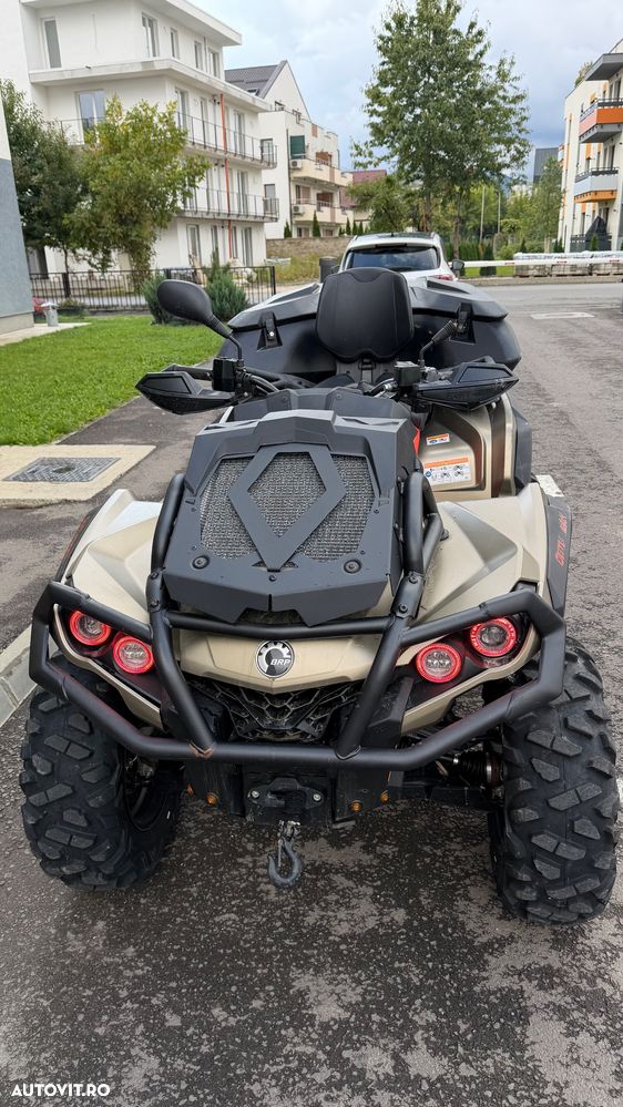 Can-Am Outlander - 2