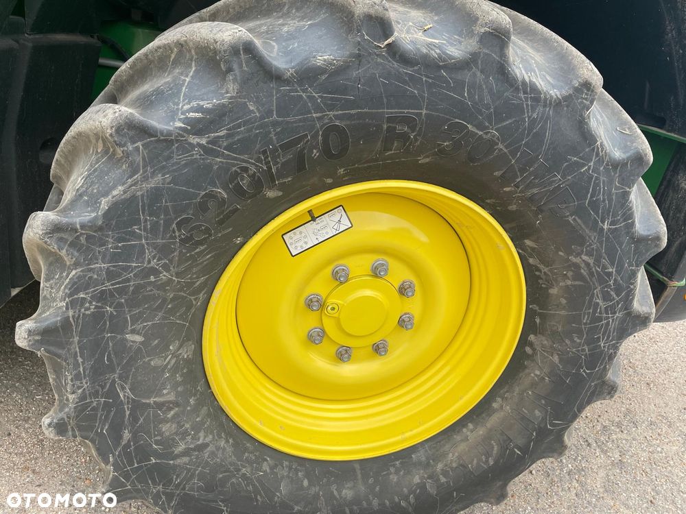 John Deere 8400 - 8