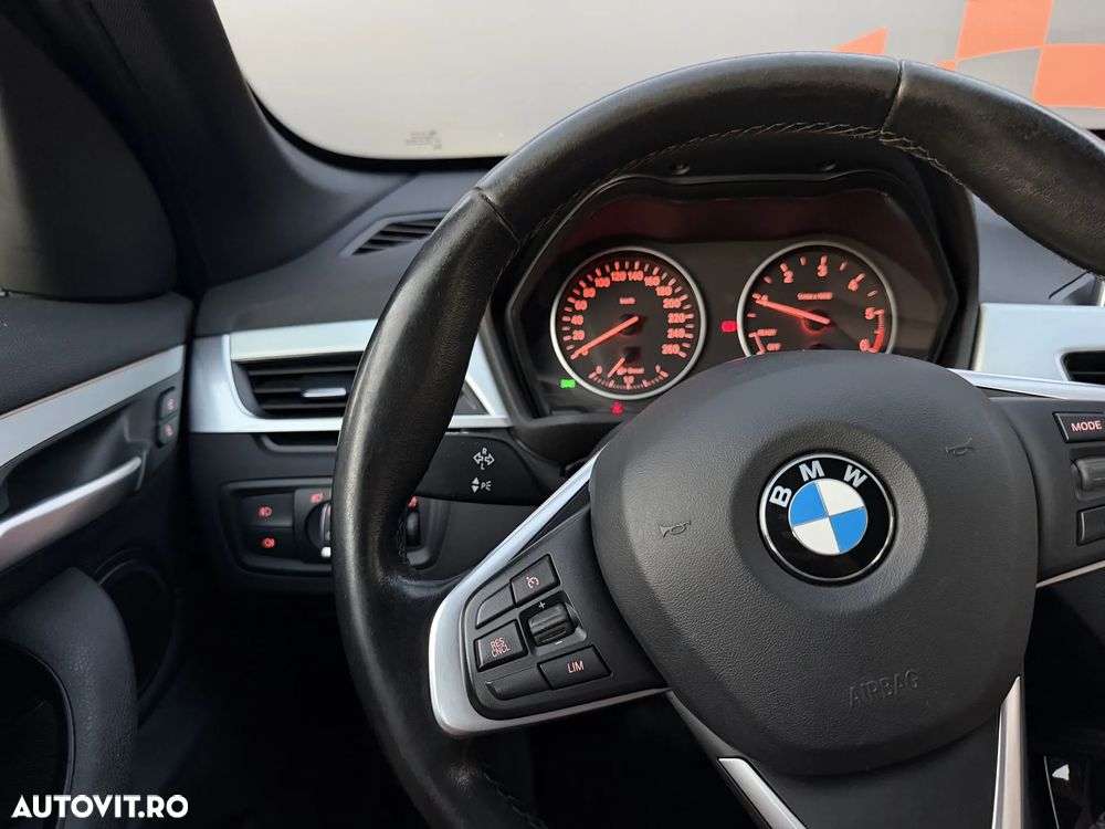 BMW X1 sDrive18d Aut. Sport Line - 11