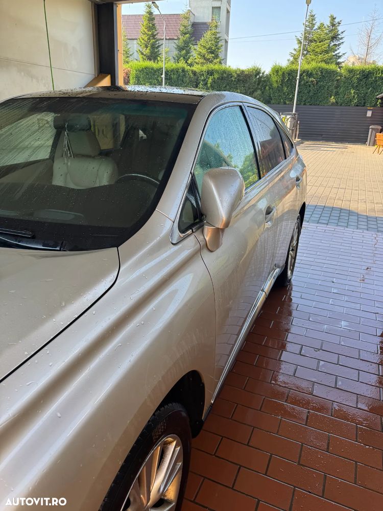 Lexus Seria RX - 28