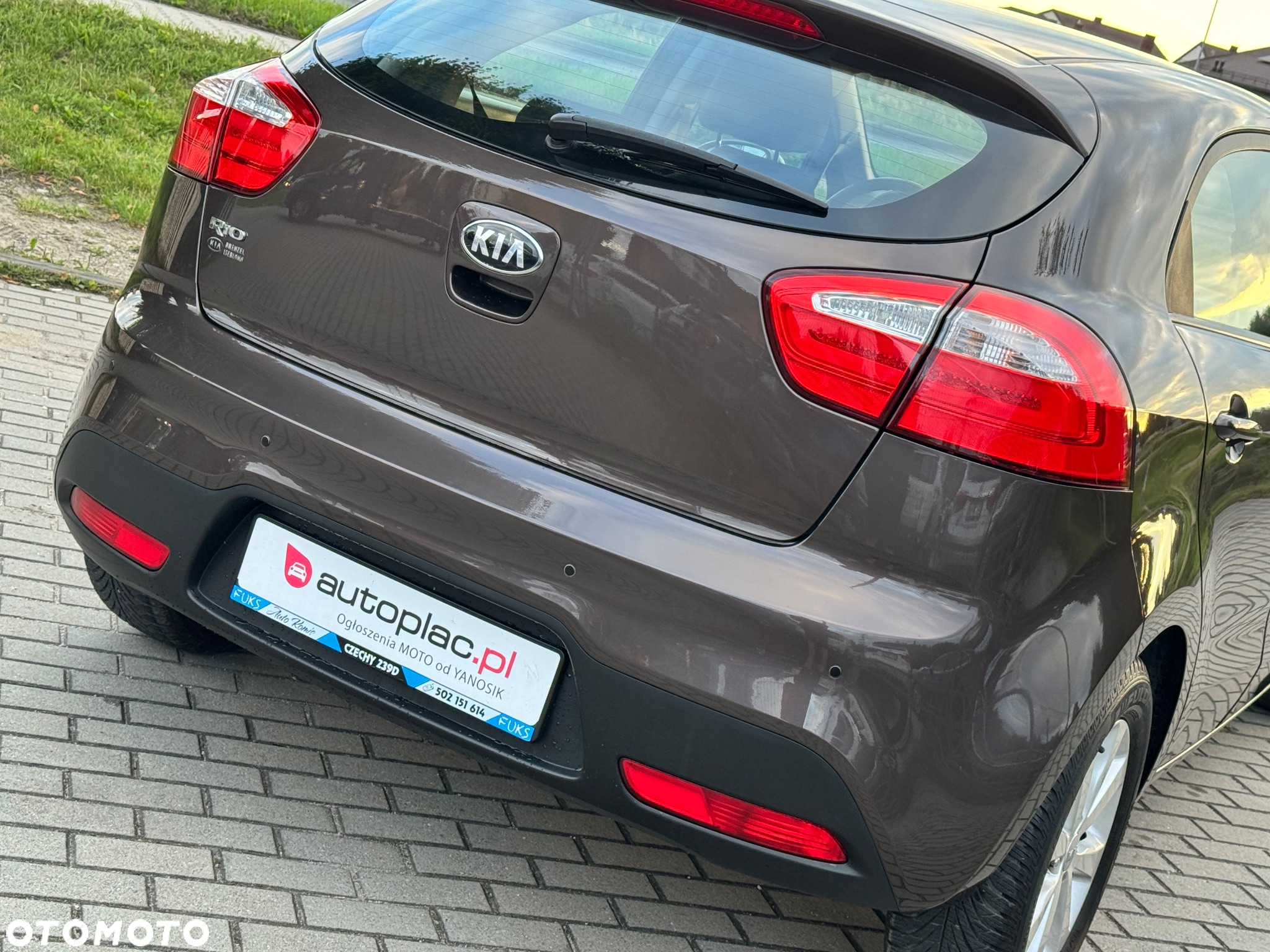 Kia Rio 1.4 Automatik Edition 7 - 8