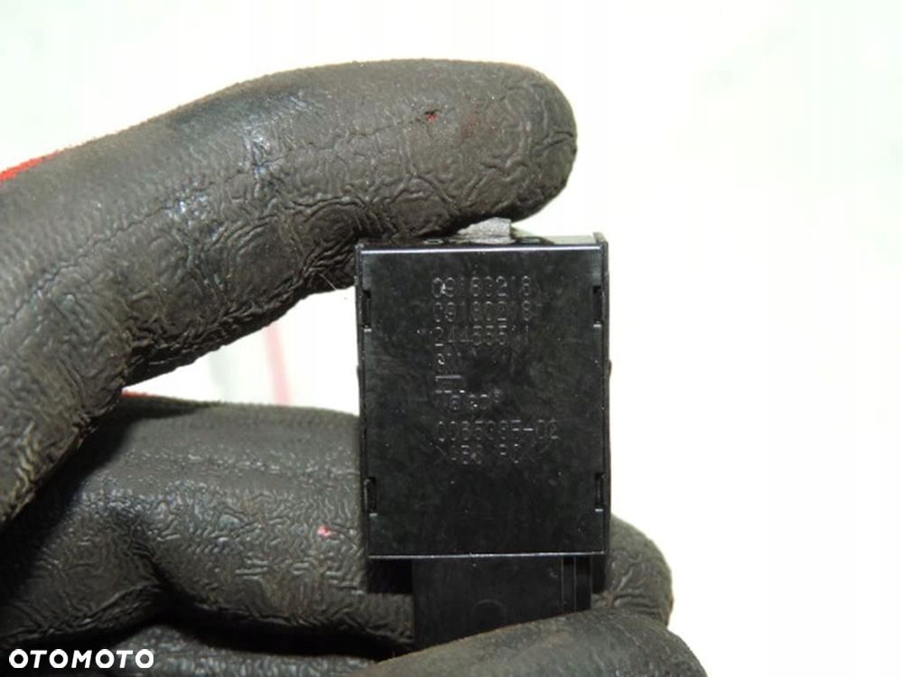 CZUJNIK NASŁONECZNIENIA OPEL VECTRA C - 4