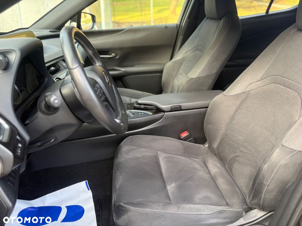 Lexus UX 250h Prestige 2WD - 25