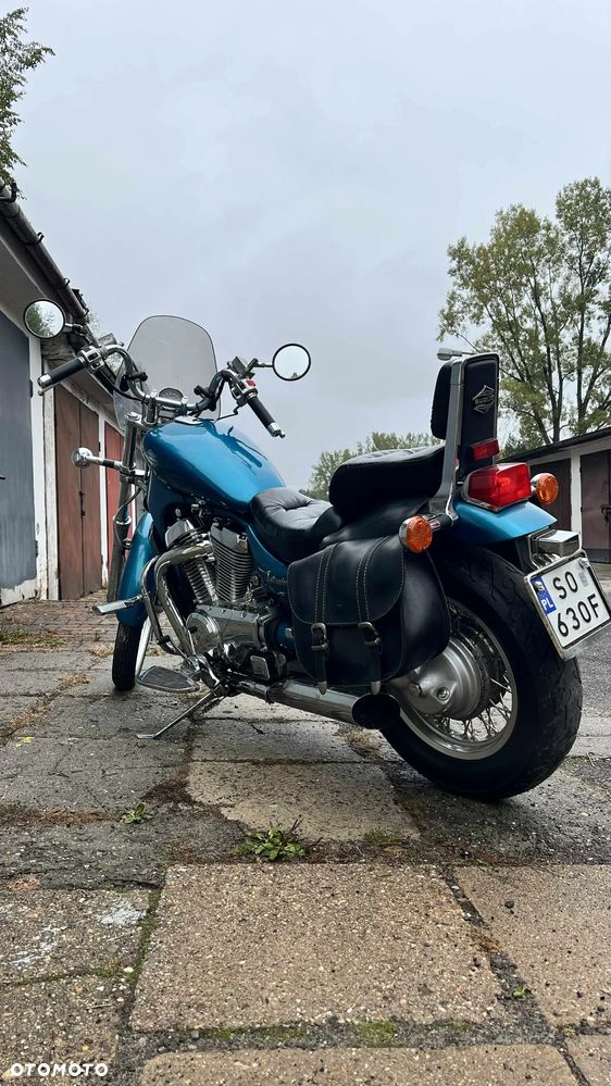 Suzuki Intruder - 5