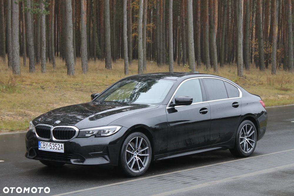 BMW Seria 3 330i - 2