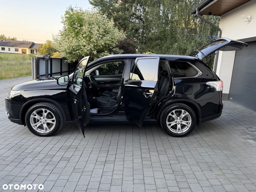 Mitsubishi Outlander 2.0 4WD CVT Diamant+ - 16