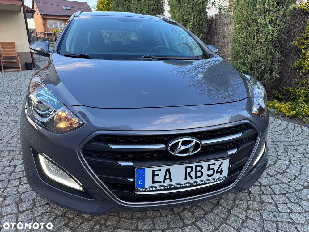 Hyundai i30 blue 1.6 GDI Style - 14