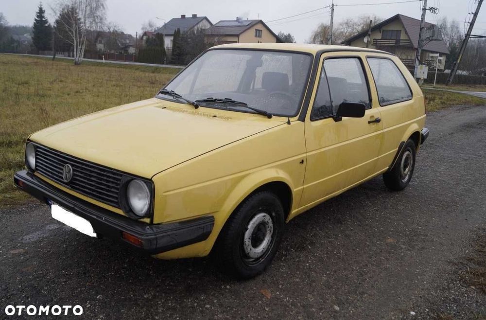 Volkswagen Golf - 1