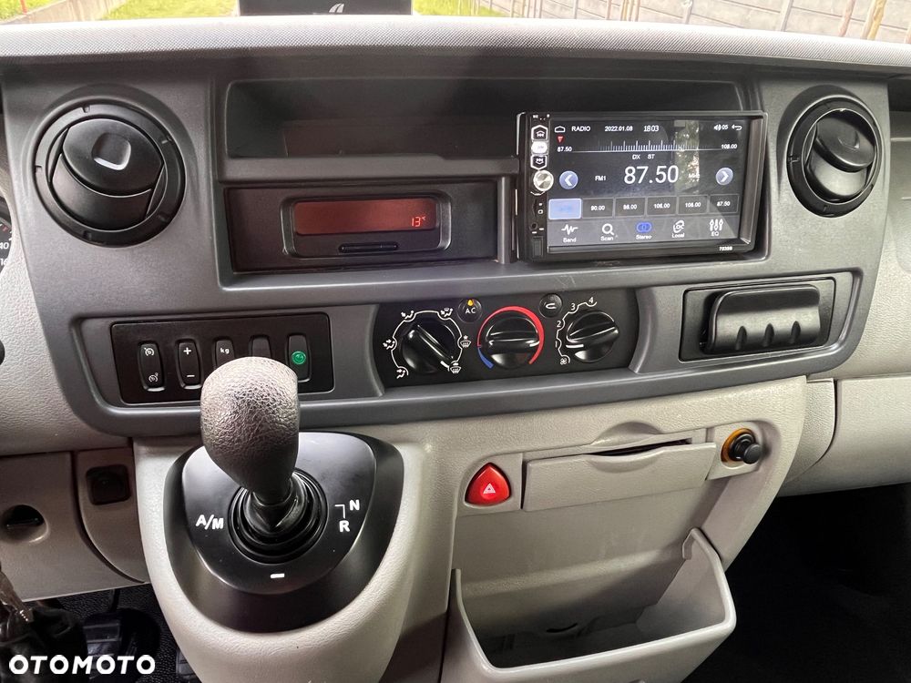 Renault Master - 15