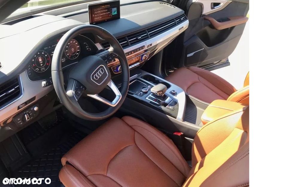 Audi Q7 3.0 TFSI Quattro Tiptronic - 9