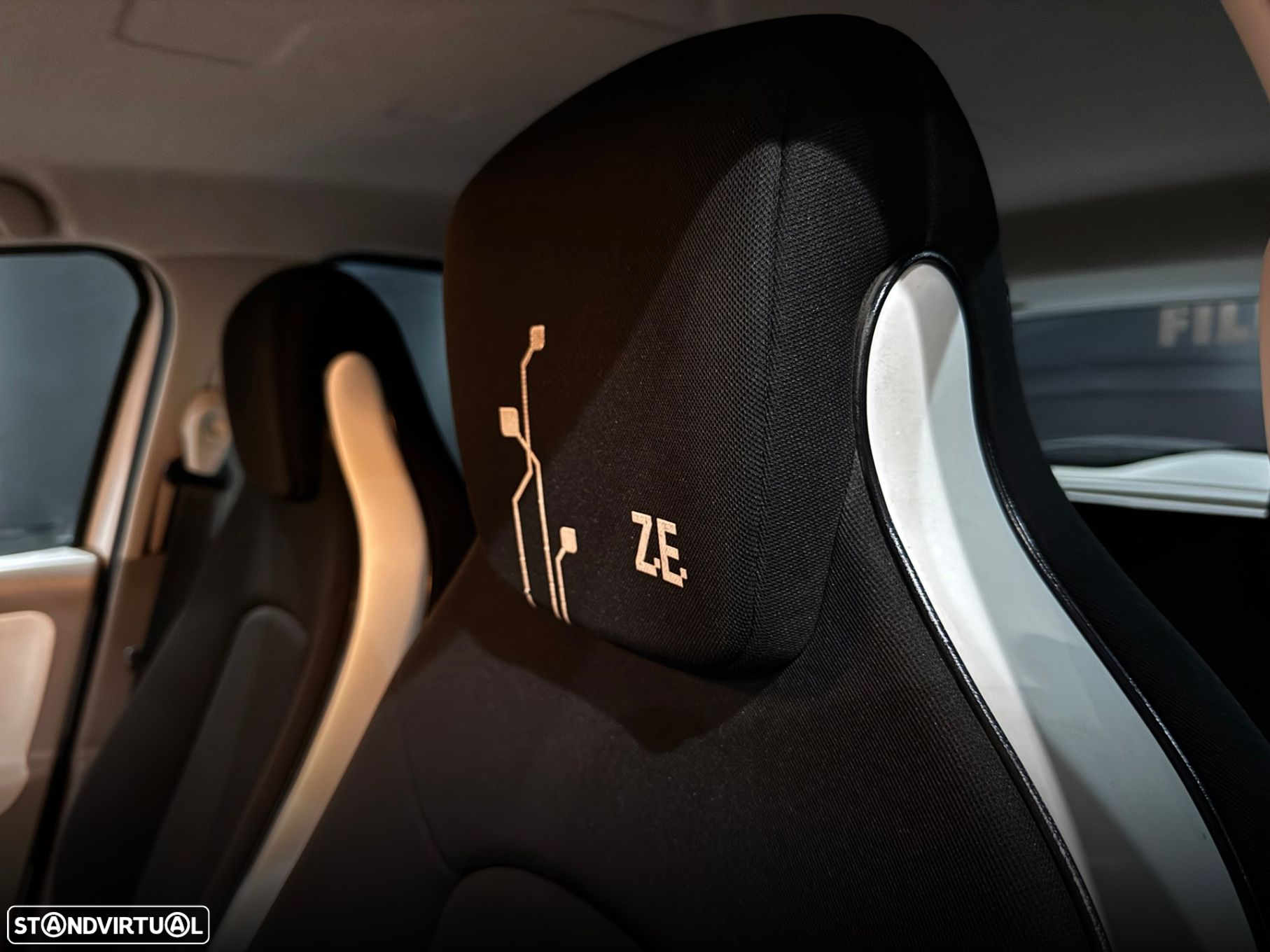 Renault Zoe - 14