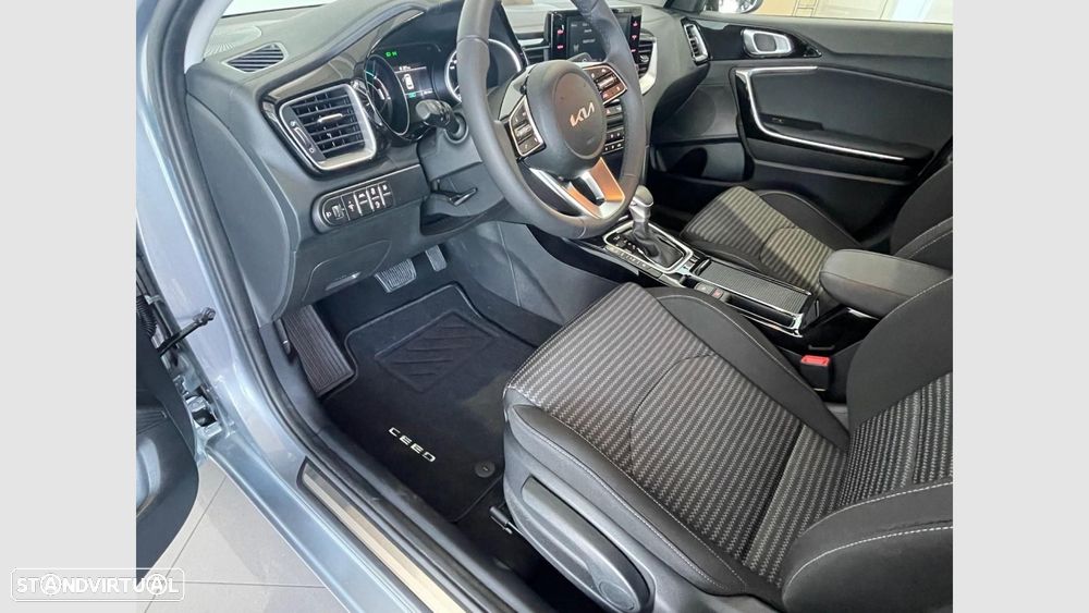 Kia Ceed SW - 11