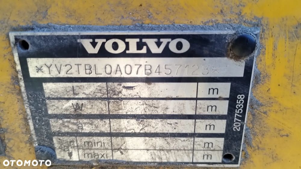 Volvo Inny - 4