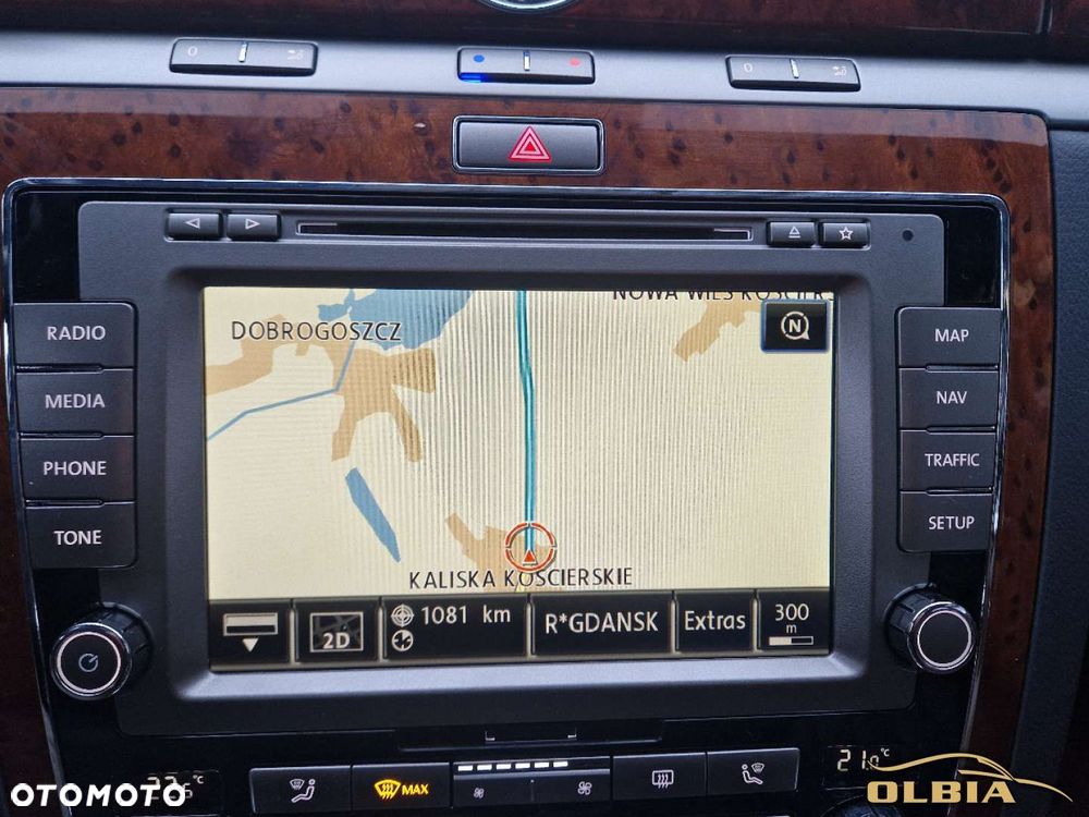 Volkswagen Phaeton - 38