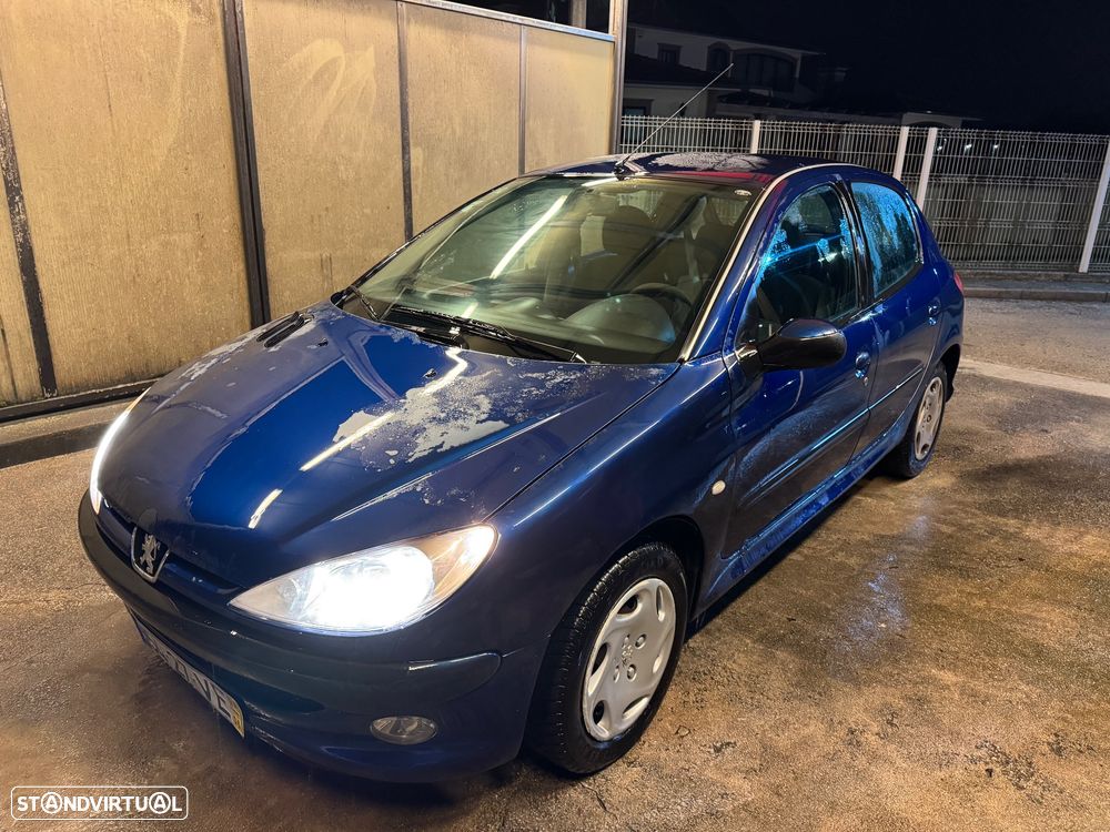 Peugeot 206 1.1 Color Line - 1