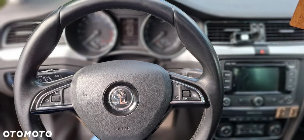 Skoda Superb 2.0 TDI 4x4 Ambition DSG - 14