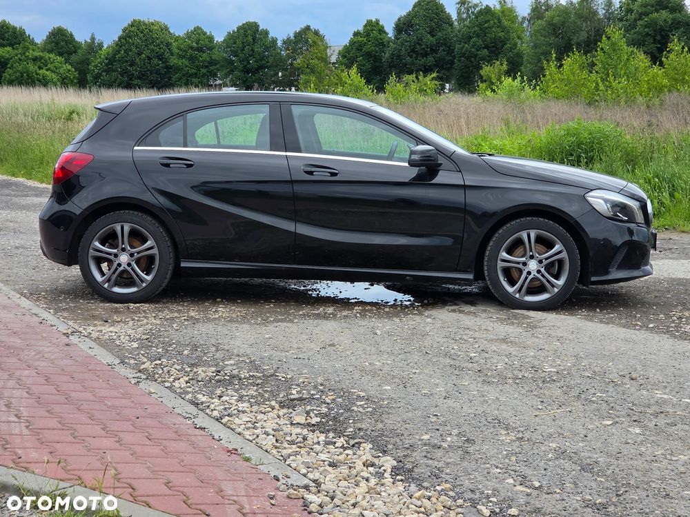Mercedes-Benz Klasa A 200 Activity Edition - 4