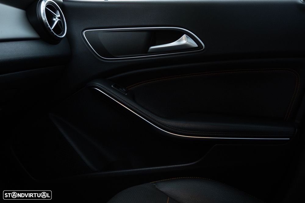 Mercedes-Benz CLA 200 (CDI) d 7G-DCT Urban - 21