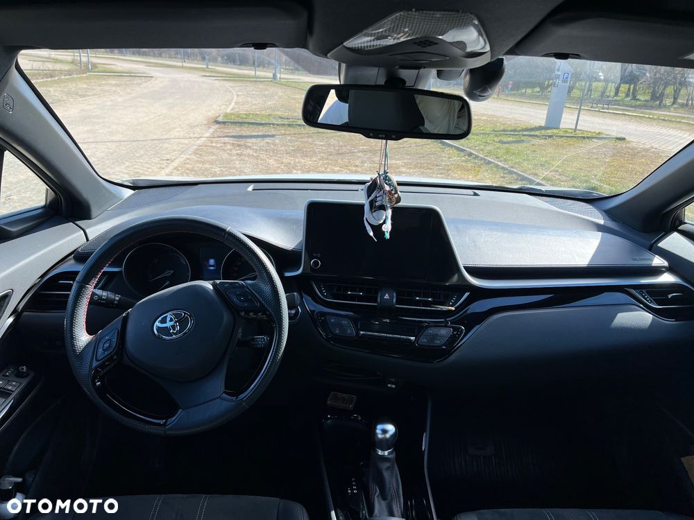 Toyota C-HR - 6