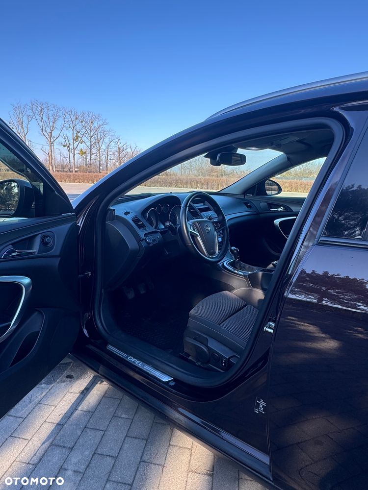 Opel Insignia - 12