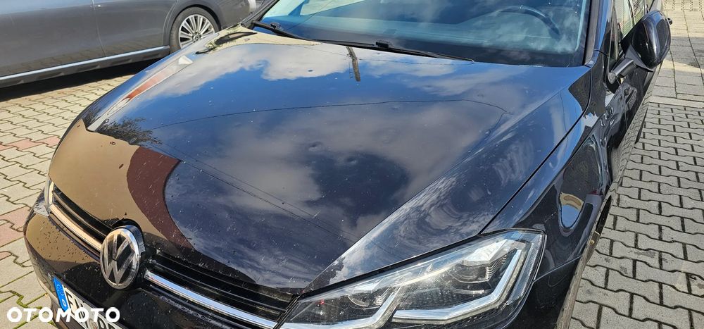 Volkswagen Golf - 11