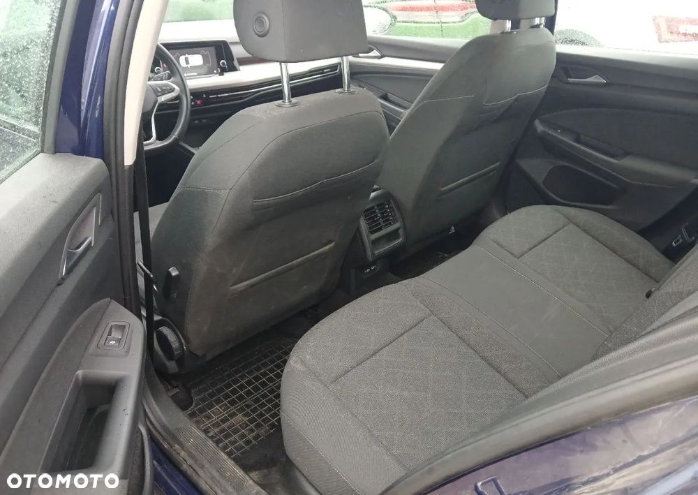 Volkswagen Golf VIII 1.5 TSI EVO Life - 11