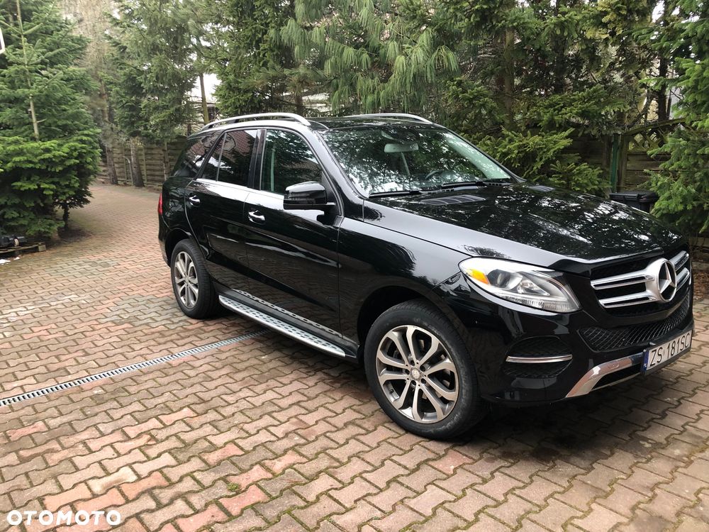 Mercedes-Benz GLE - 1