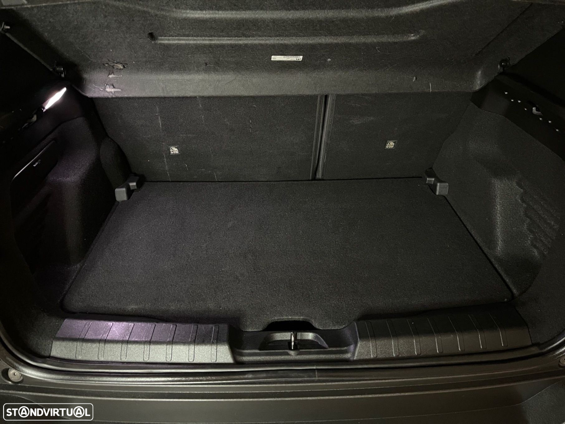 Jeep Avenger 54 kWh Altitude - 37