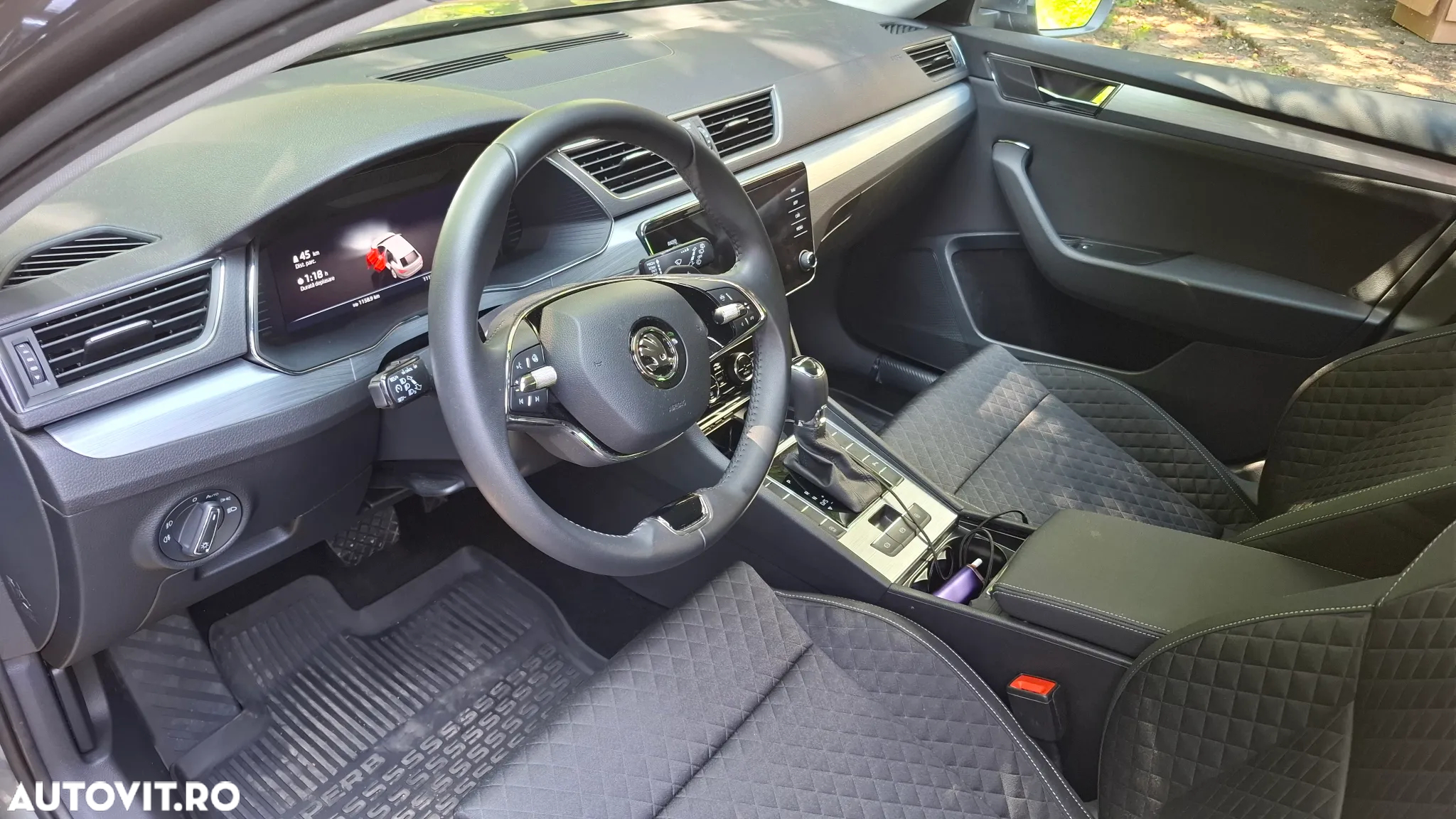 Skoda Superb 2.0 TDI DSG Ambition - 12