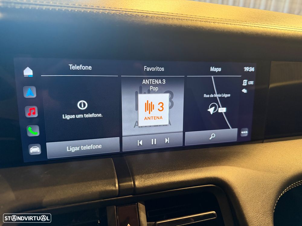 Porsche Taycan Cross Turismo 4S - 52