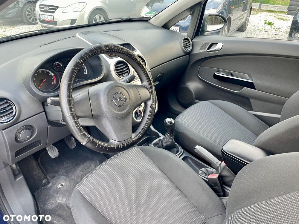 Opel Corsa 1.2 16V - 2