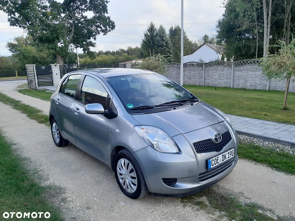 Toyota Yaris 1.4 D-4D Travel - 1