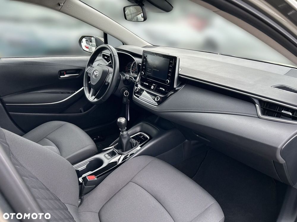 Toyota Corolla - 17