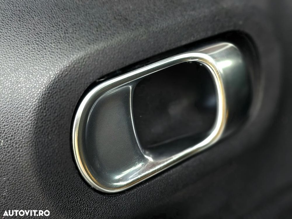 Citroën C3 1.2 PureTech BVM Feel - 16