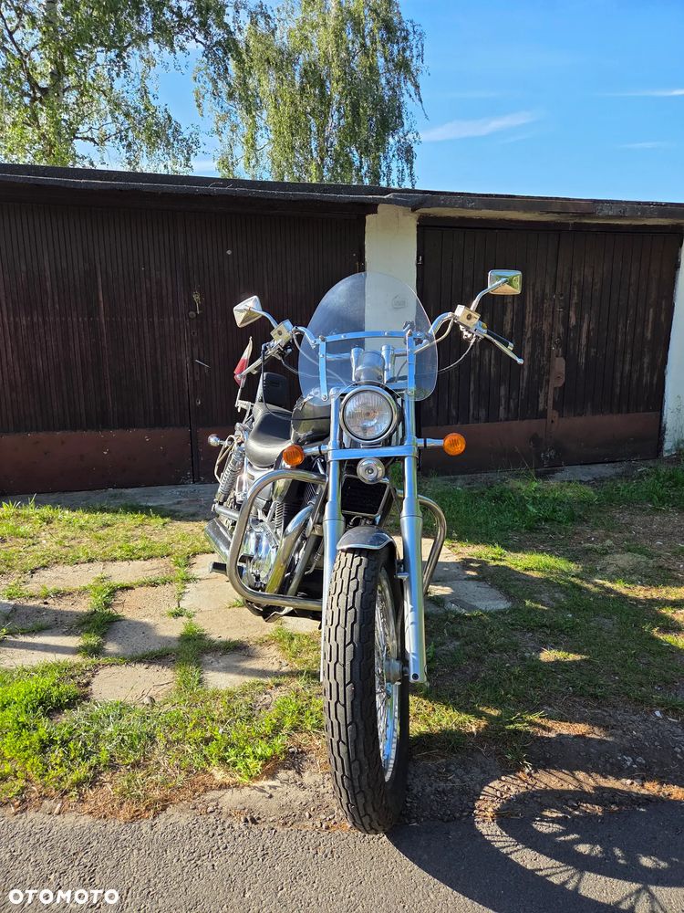 Suzuki Boulevard - 3