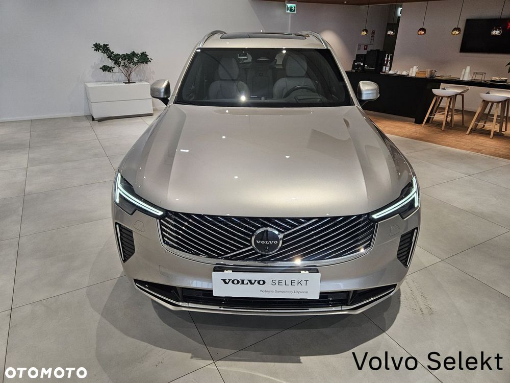 Volvo XC 90 - 4