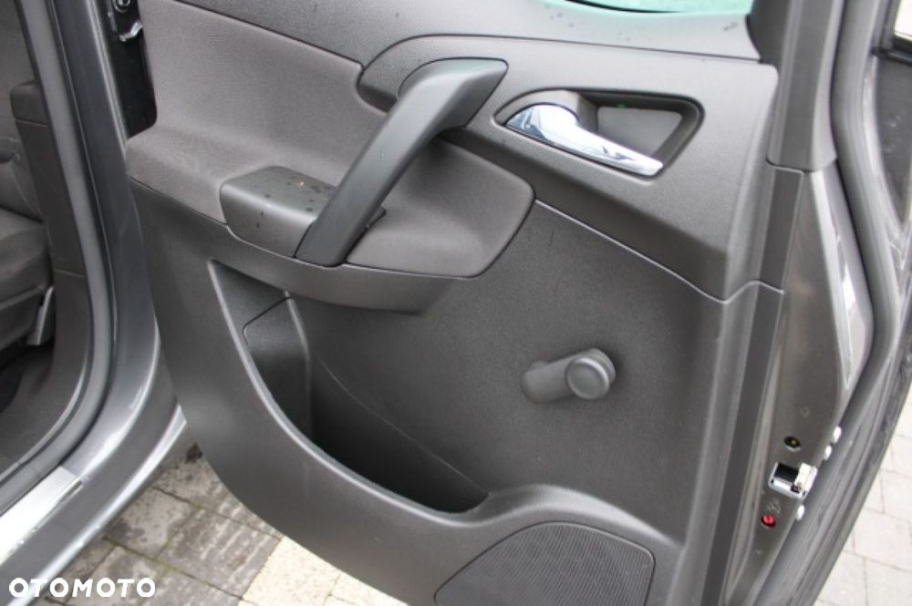 Opel Meriva - 34