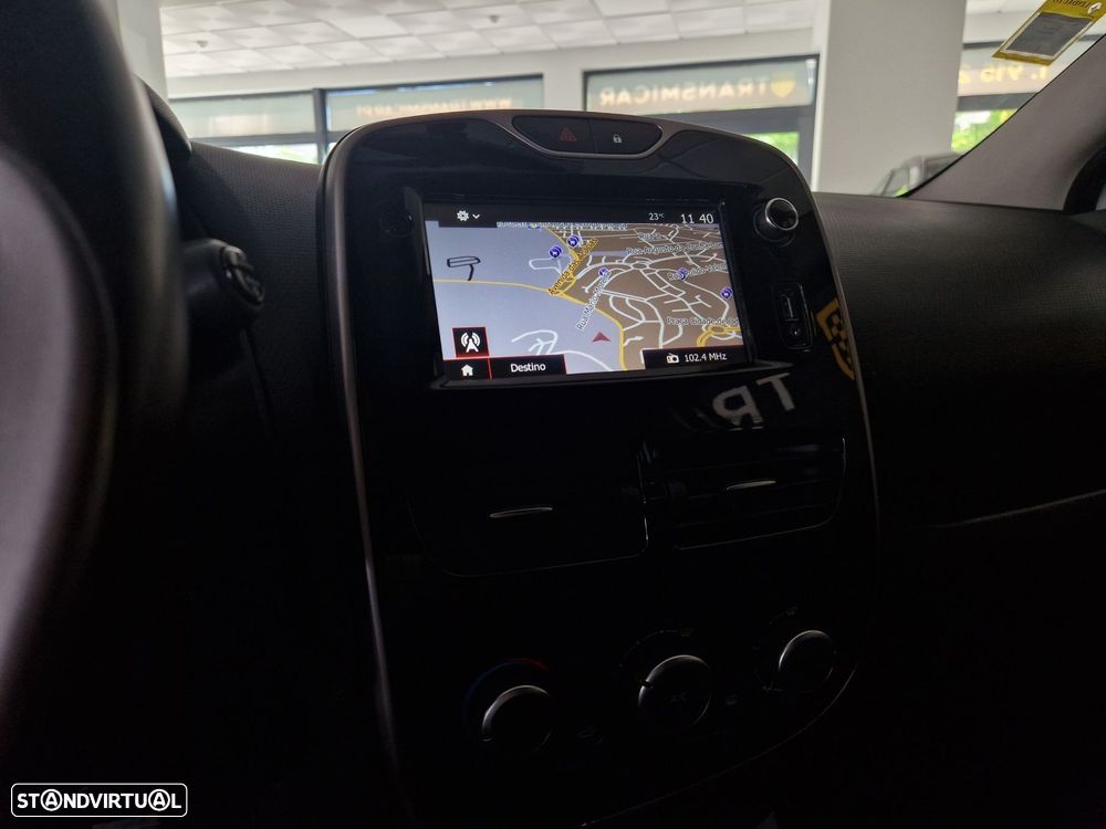 Renault Clio 0.9 TCe Limited - 15